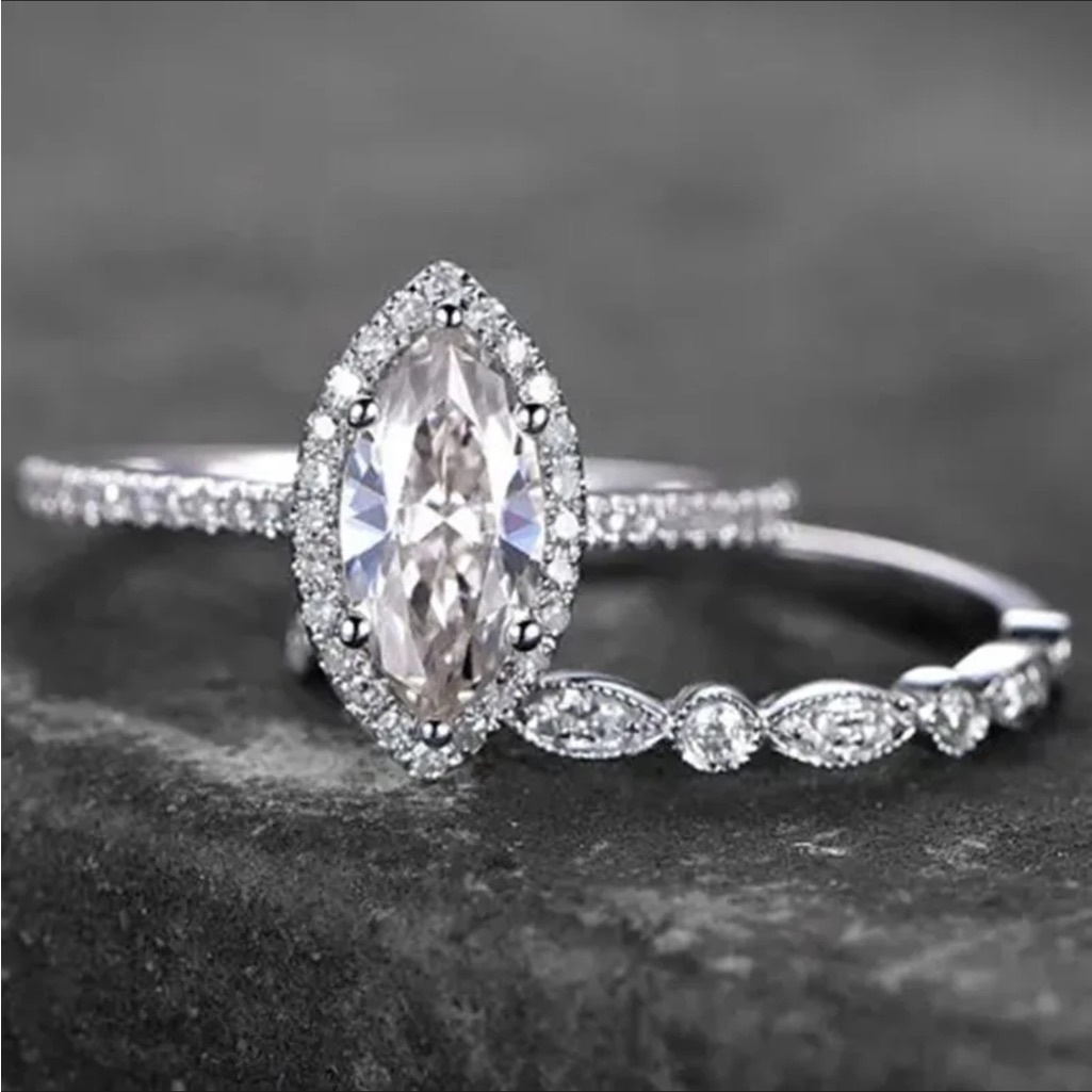 - Sterling Silver 2 Piece Marquis Halo Zircon Engagement Bridal Ring Set 74$